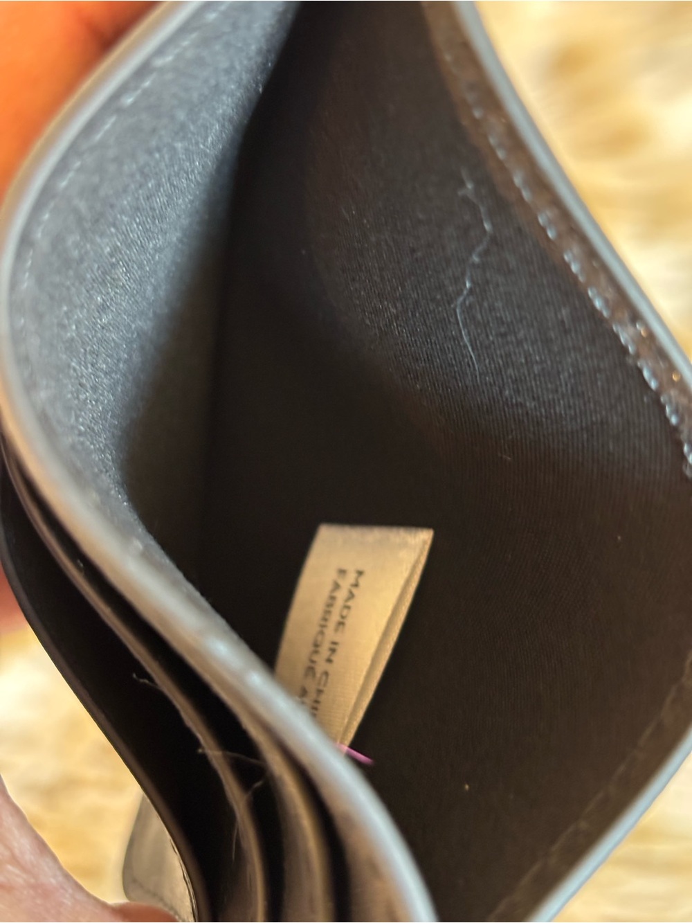 Poppy & Peonies Credit Card holder black. - Picture 4 of 4